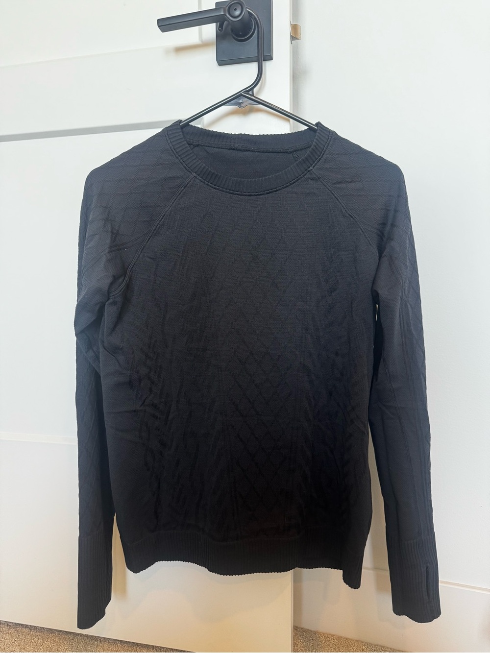 Lululemon Black Textured Cable Knit Long Sleeve Sweater Pullover Size 6